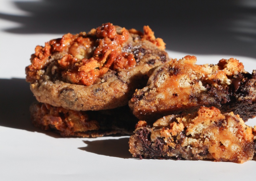 Sweet & Salty Cookie - Cookies from Butter Bakery in Jaipur. A sweet–salty cookie layered with salted caramel, dark chocolate chunks, a sprinkle of sea salt, and